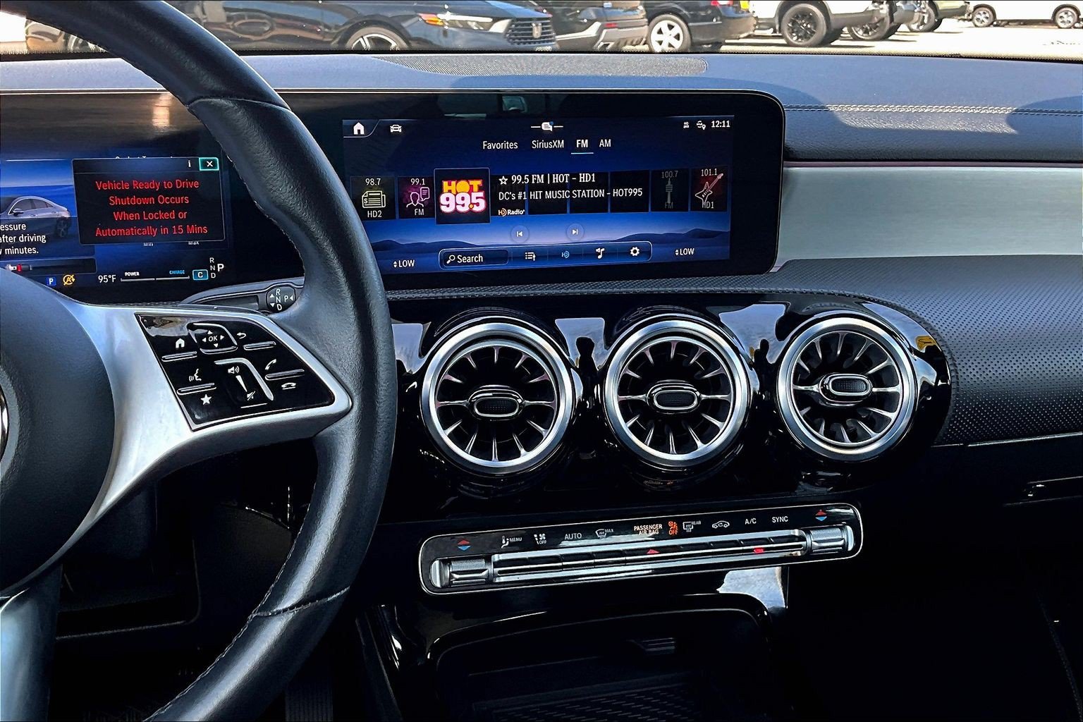 Used 2025 Mercedes-Benz CLA 250 4MATIC image 6