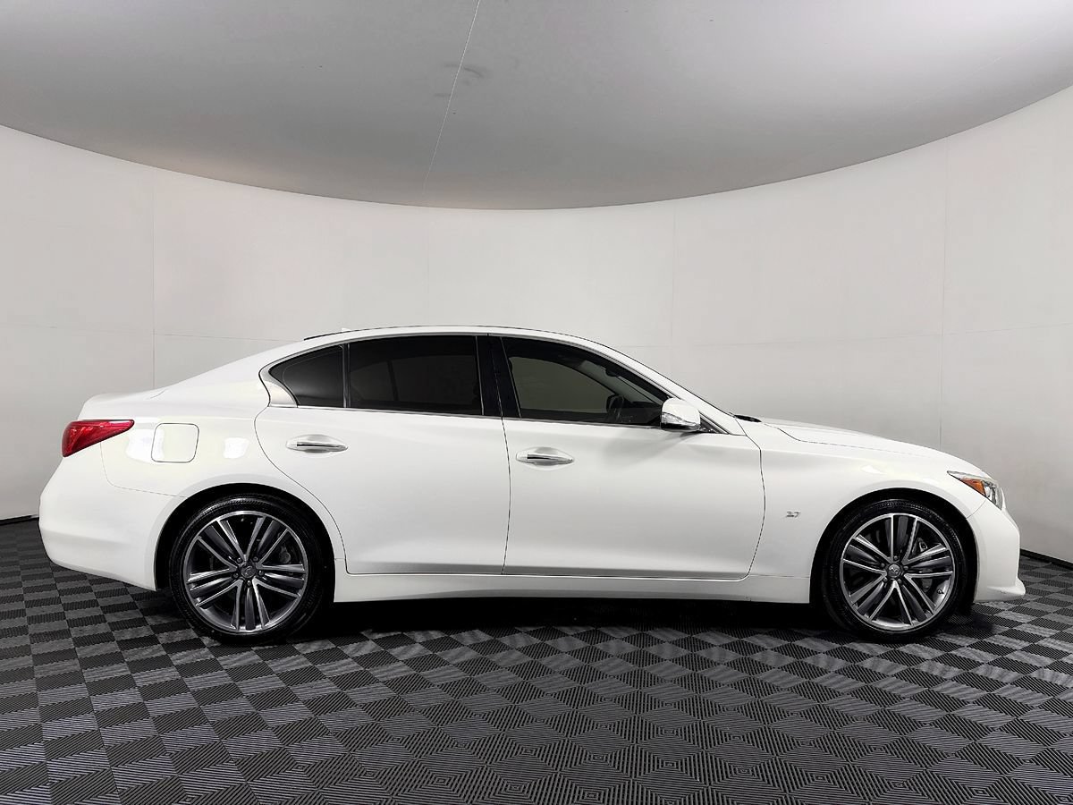 Used 2015 INFINITI Q50 w/ Navigation Package RWD image 7
