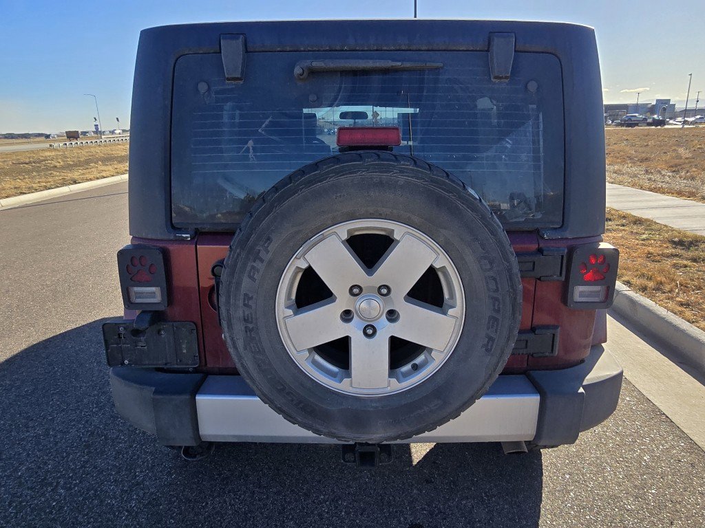 Used 2010 Jeep Wrangler Unlimited Sahara w/ Mopar Chrome Edition Group image 4