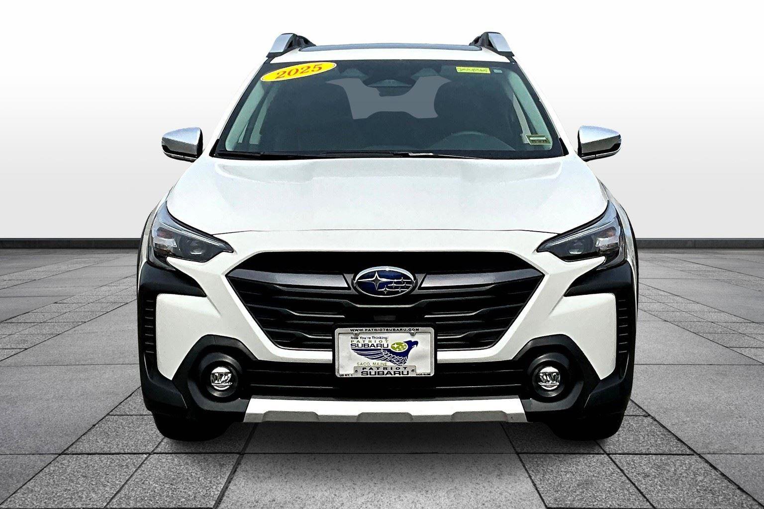 Used 2025 Subaru Outback Touring XT image 3