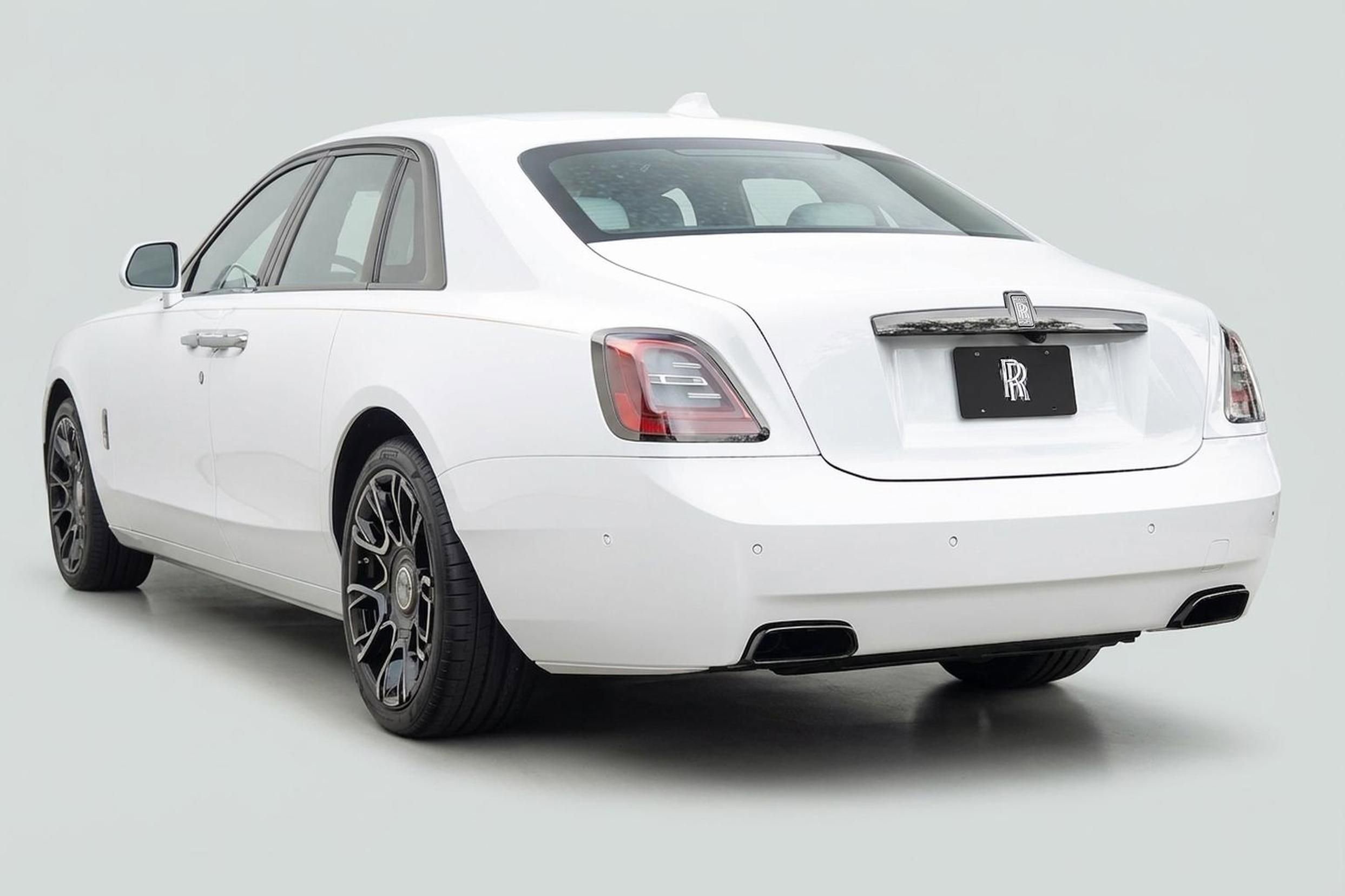 Certified 2023 Rolls-Royce Ghost Black Badge w/ Black Badge Ghost Package image 16