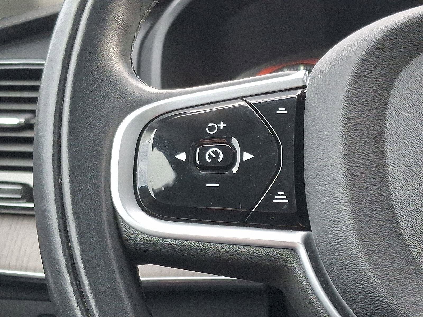 Used 2022 Volvo XC90 T6 Inscription w/ Climate Package image 23