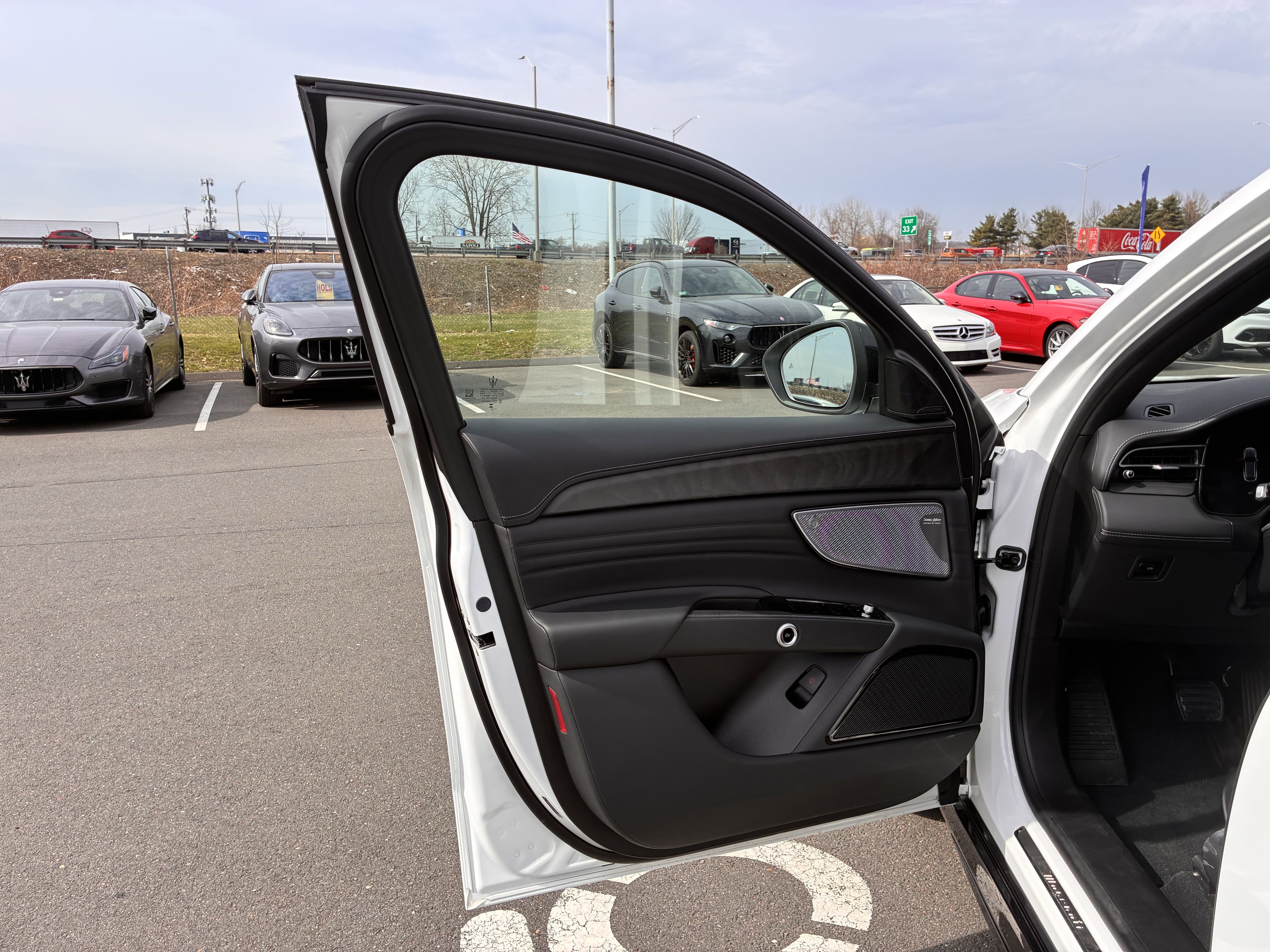 Used 2025 Maserati Grecale Modena AWD/4WD image 15