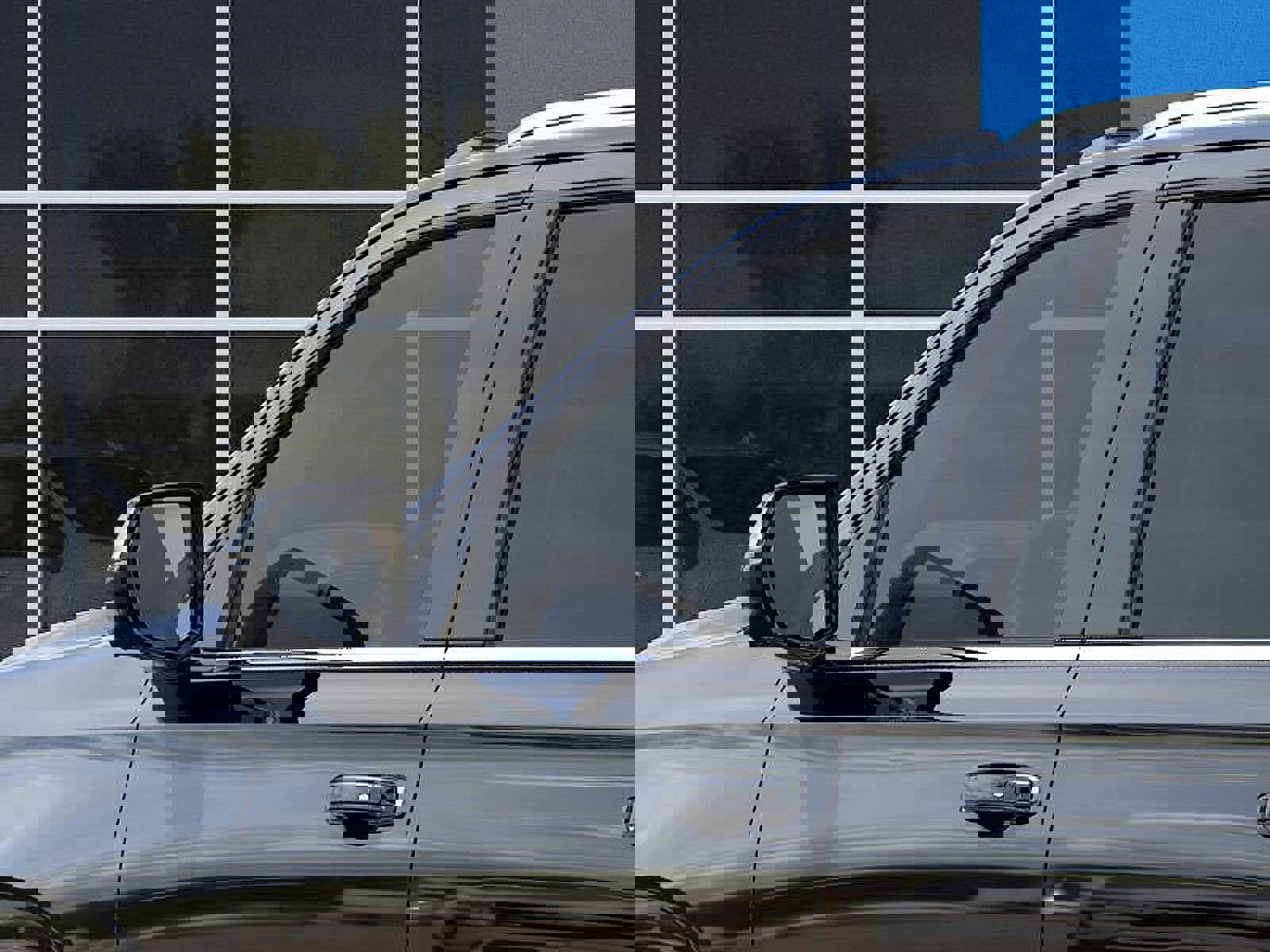 New 2026 Chevrolet Suburban Premier image 12