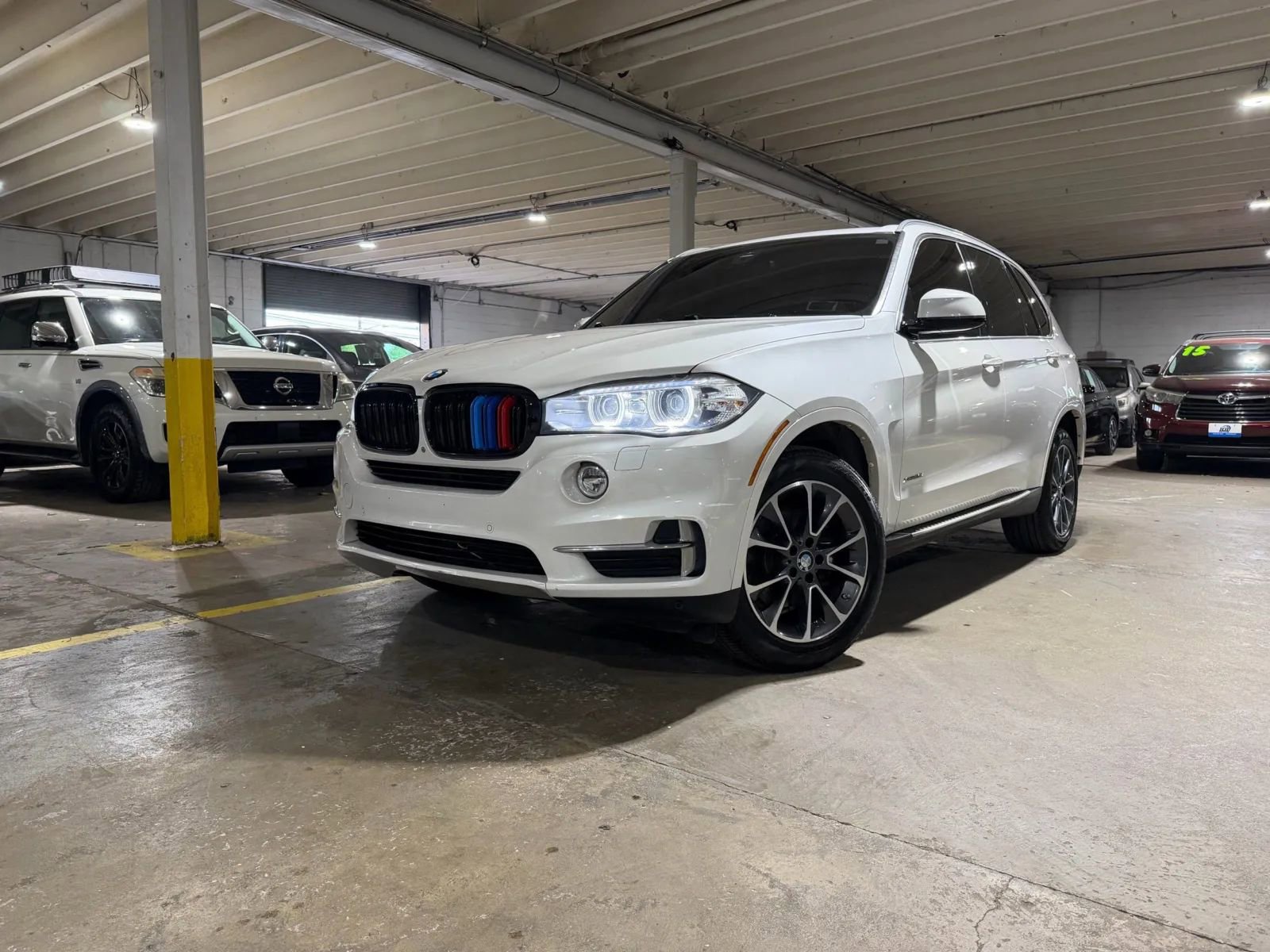 Used 2017 BMW X5 xDrive35i AWD/4WD image 1
