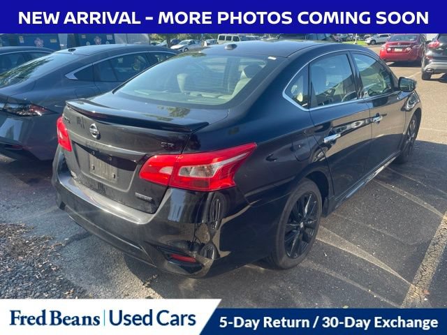 Used 2018 Nissan Sentra SR w/ SR Midnight Edition Package FWD image 7