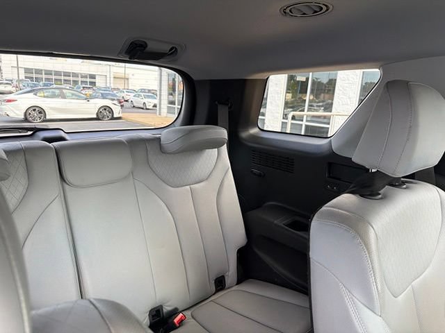 Used 2022 Hyundai Palisade SEL w/ Premium Package AWD/4WD image 14