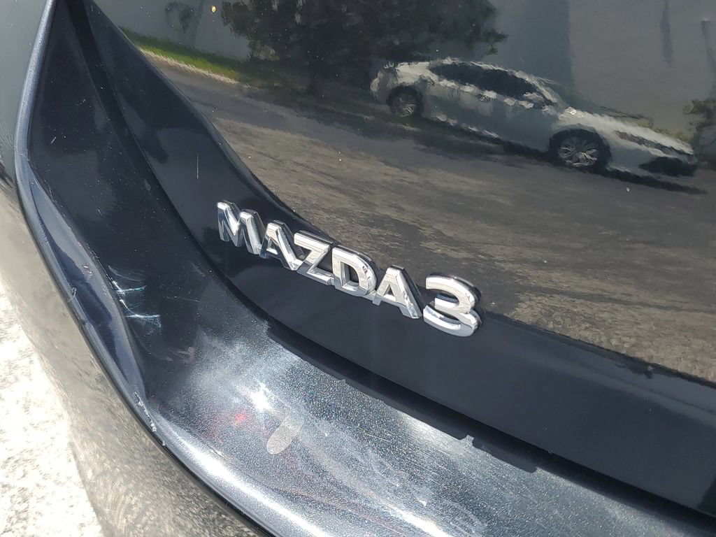 Used 2021 MAZDA MAZDA3 s FWD image 8