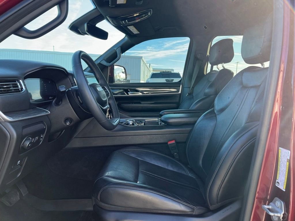 Used 2022 Jeep Wagoneer Series II image 12