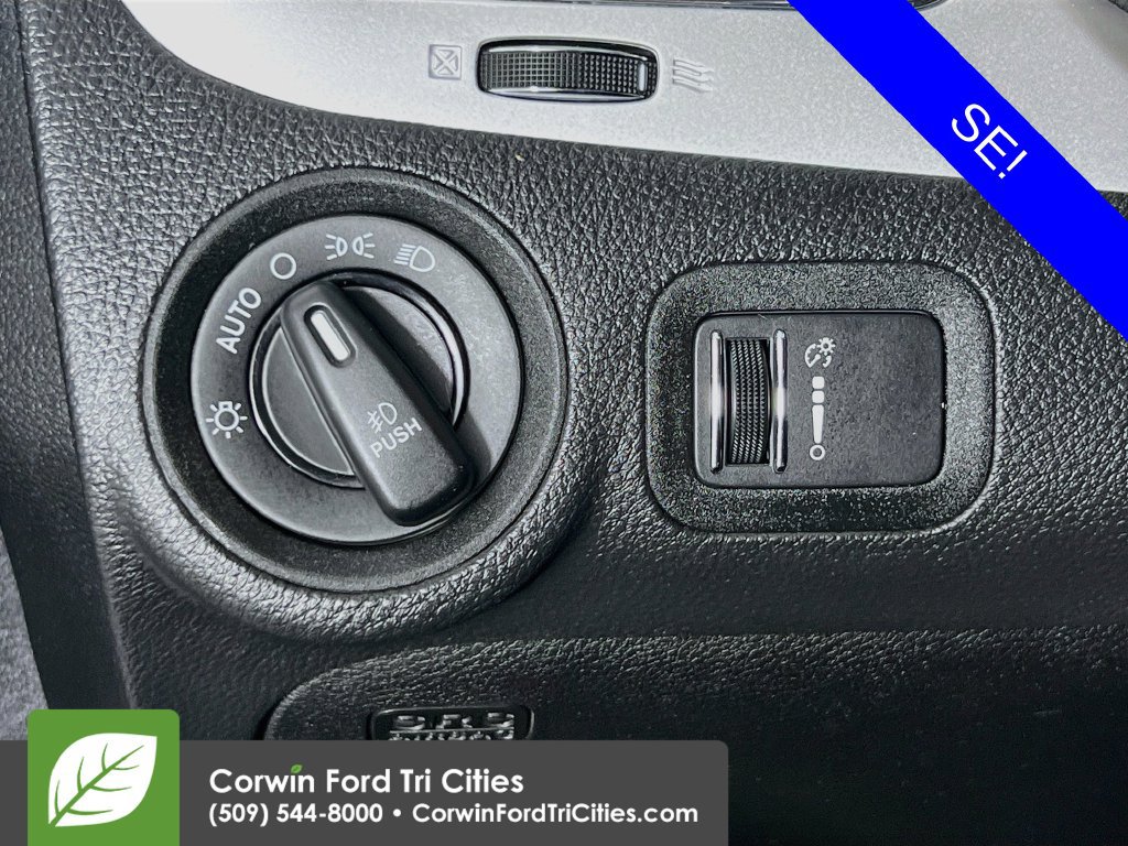 Used 2019 Dodge Journey SE w/ Premium Group FWD image 19