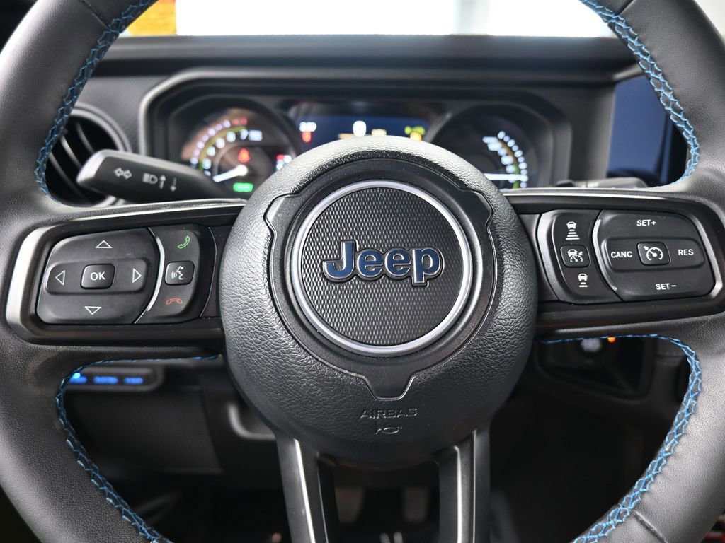 Used 2024 Jeep Wrangler Unlimited Rubicon 4xe image 29