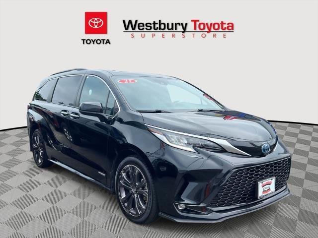 Used 2021 Toyota Sienna XSE