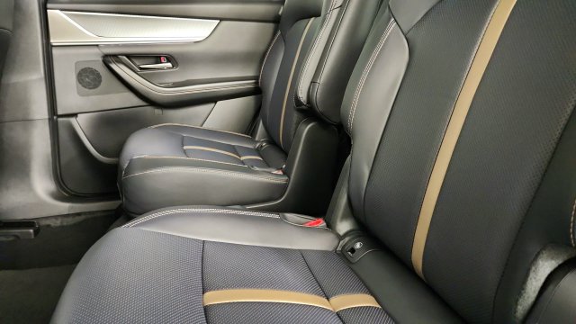 New 2026 MAZDA CX-90 Plug-In Hybrid w/ Premium Plus AWD/4WD image 30