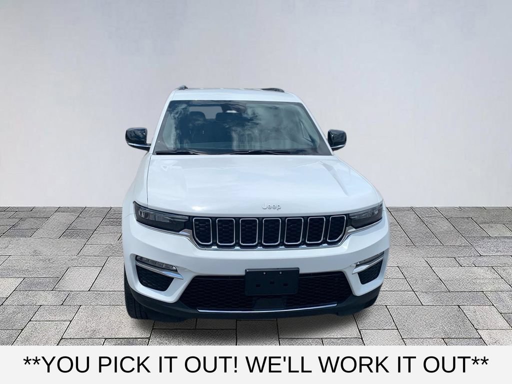 Used 2025 Jeep Grand Cherokee Limited AWD/4WD image 2