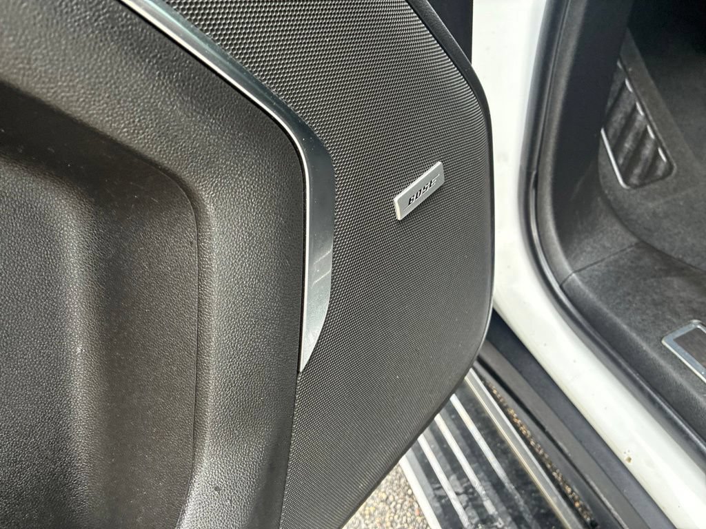 Used 2023 GMC Yukon AT4 AWD/4WD image 11