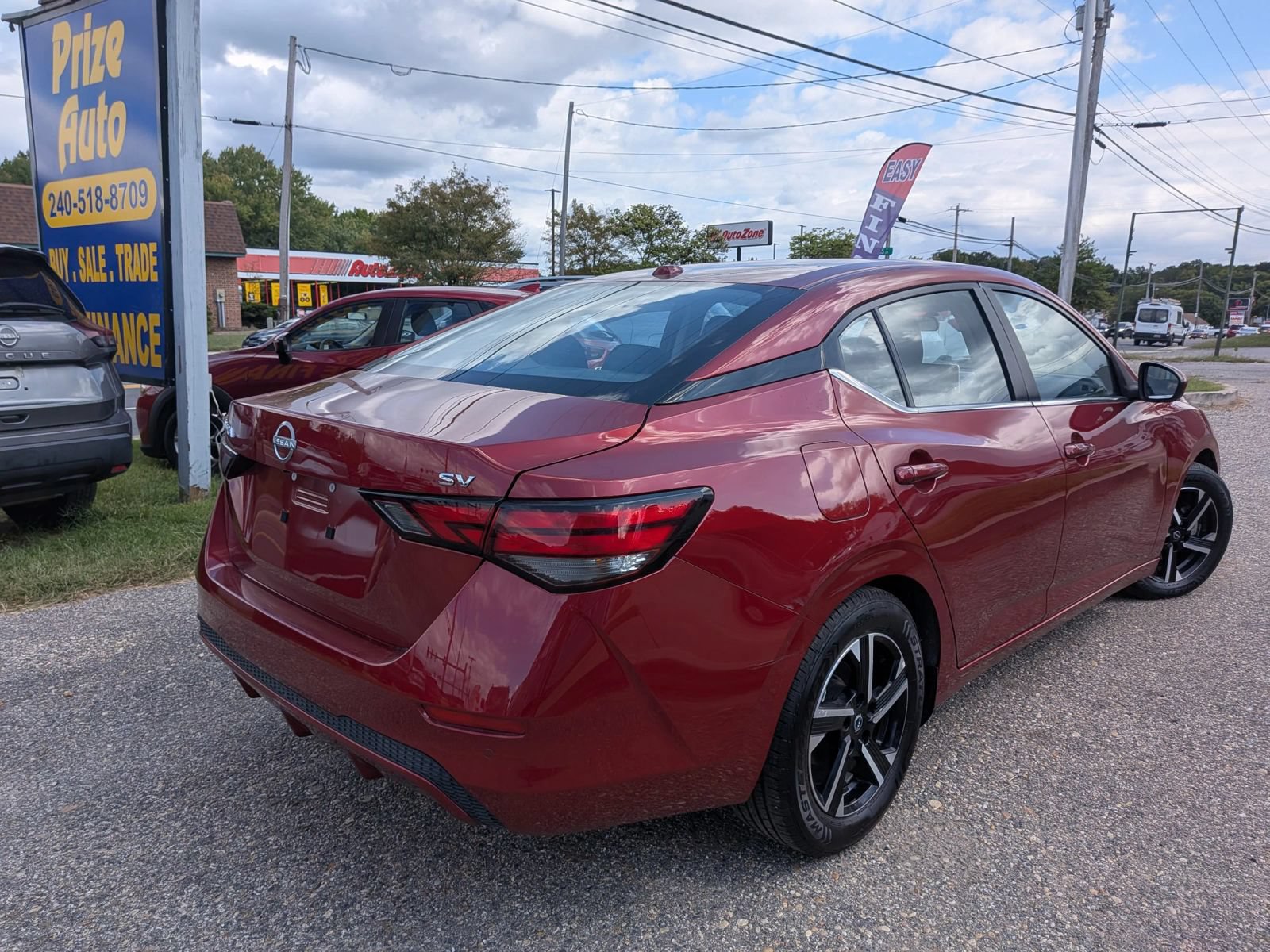 Used 2024 Nissan Sentra SV FWD image 6