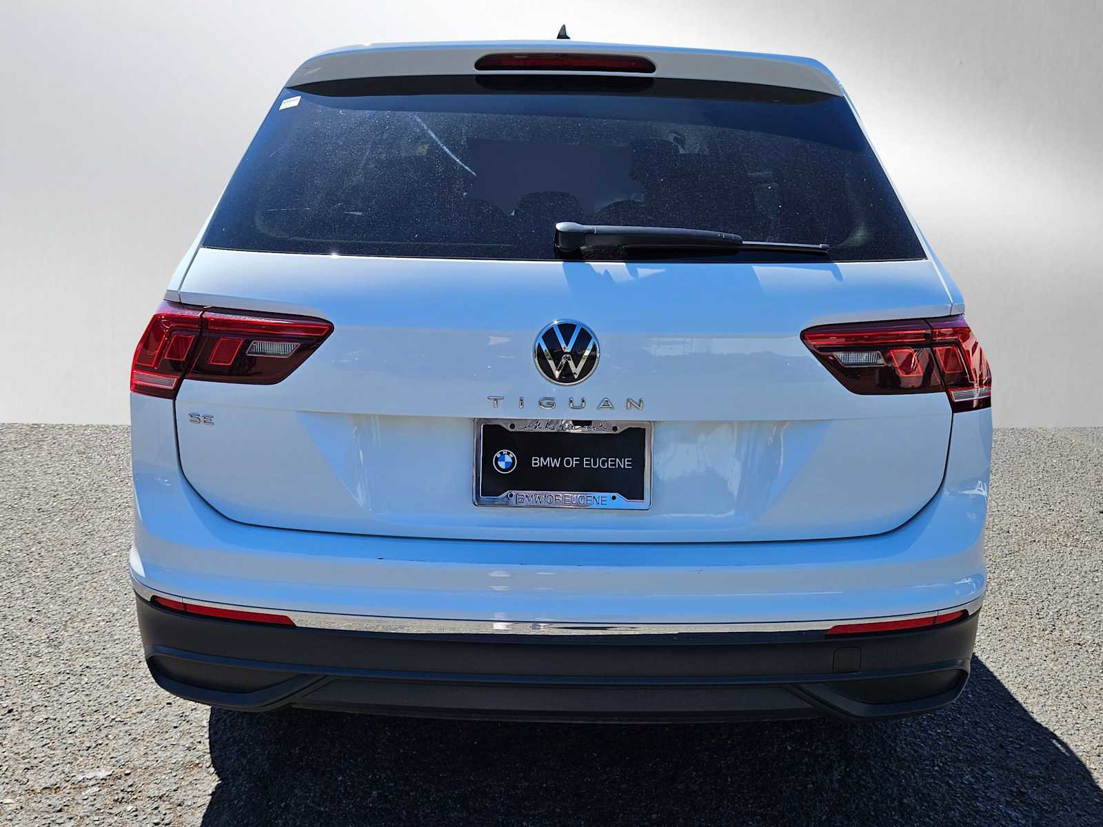 Used 2024 Volkswagen Tiguan SE image 6