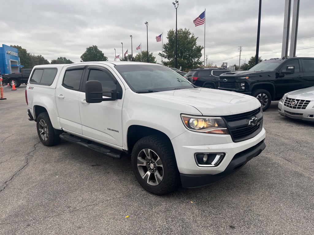 Used 2019 Chevrolet Colorado Z71 AWD/4WD image 2