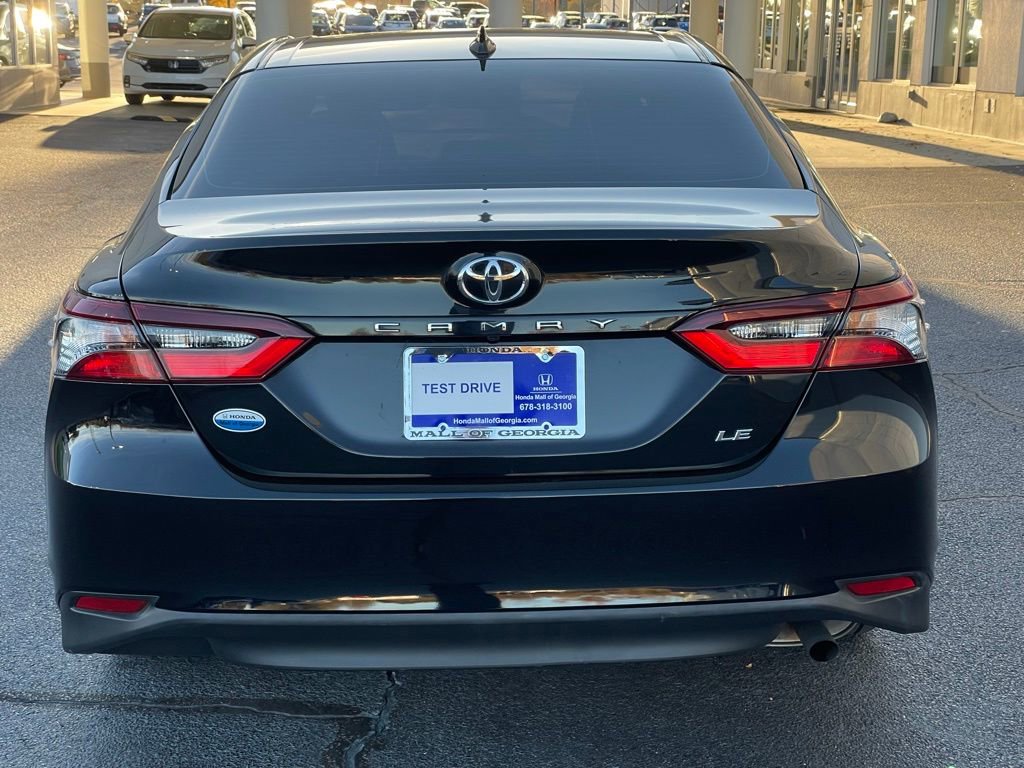 Used 2023 Toyota Camry LE image 5
