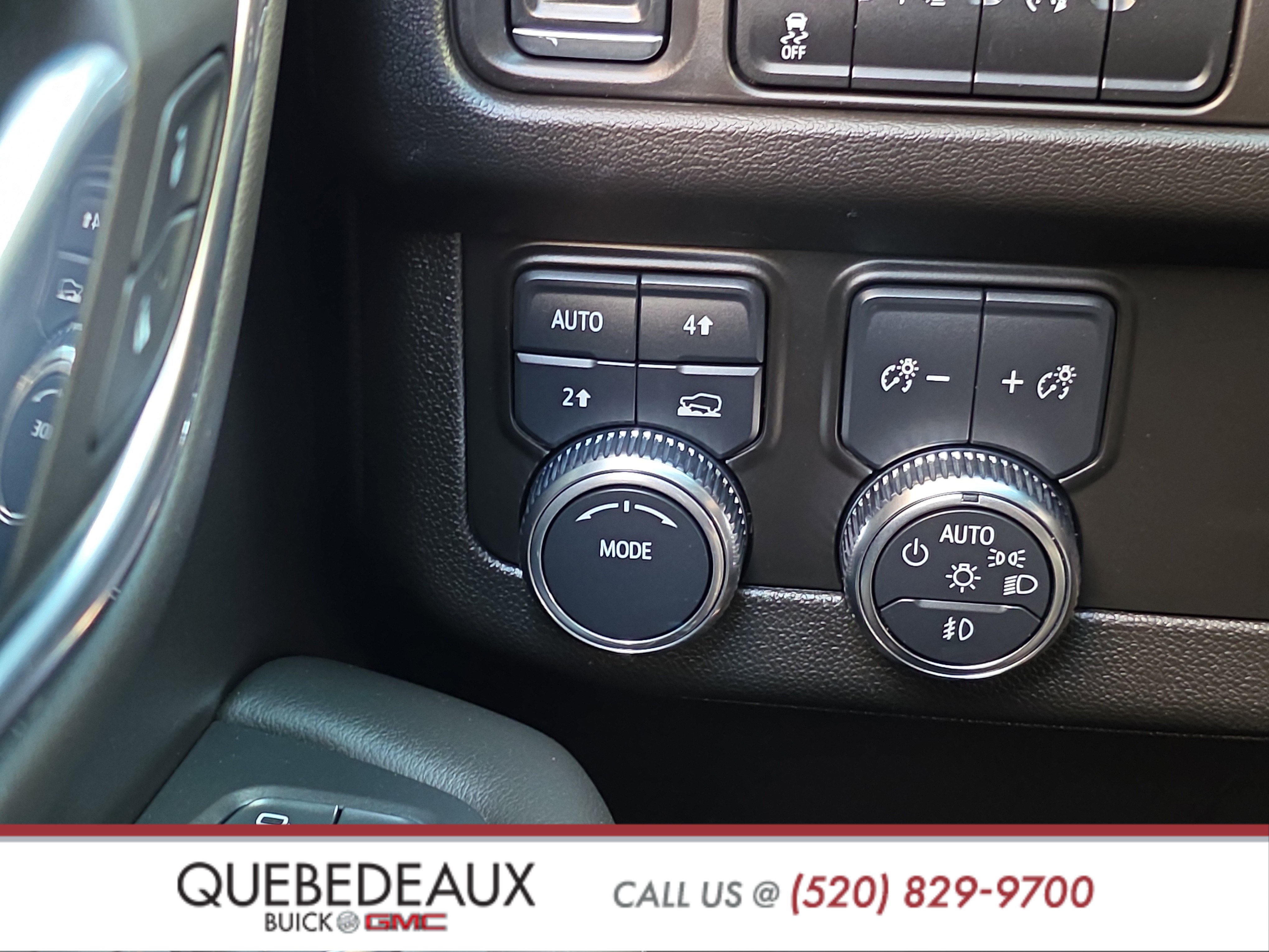 Used 2024 GMC Yukon SLE w/ Gmc Pro Safety Plus Package AWD/4WD image 26