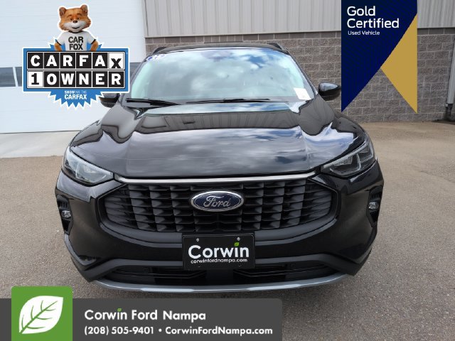 Certified 2025 Ford Escape Platinum AWD/4WD image 10