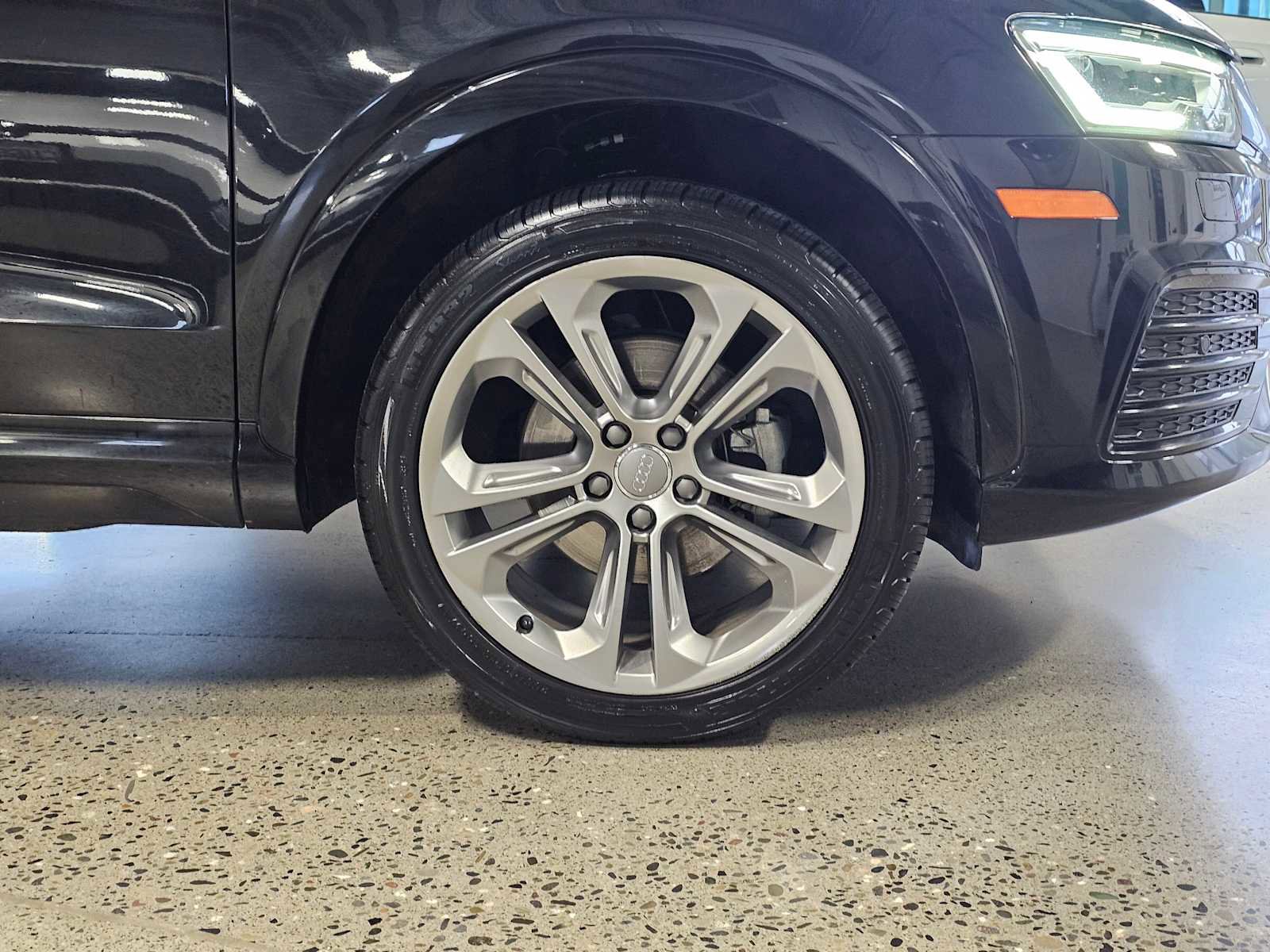 Used 2016 Audi Q3 2.0T Prestige w/ Prestige Package image 9