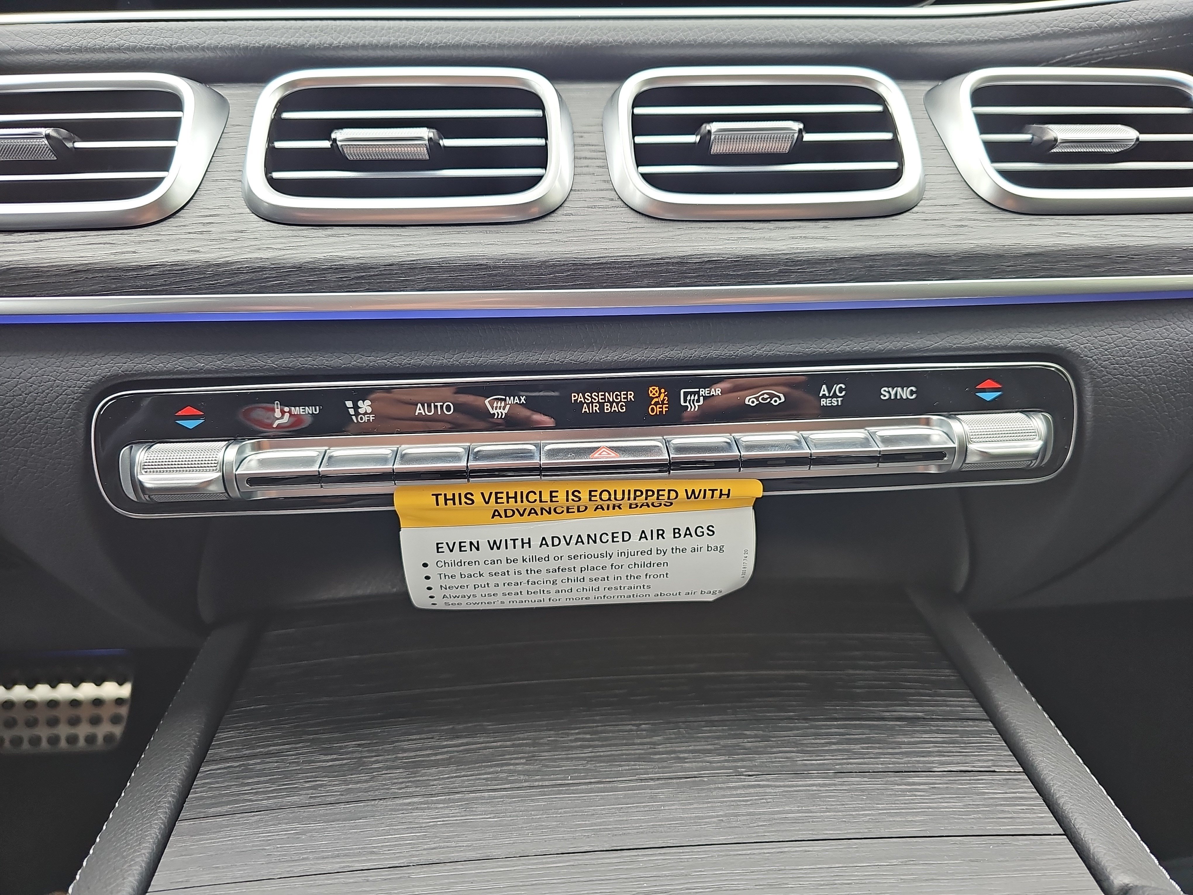 New 2026 Mercedes-Benz GLS 450 4MATIC image 21