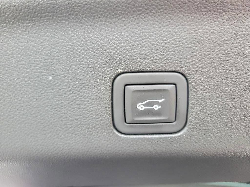 Used 2025 Chevrolet Tahoe RST w/ Sun And Tow Package AWD/4WD image 23