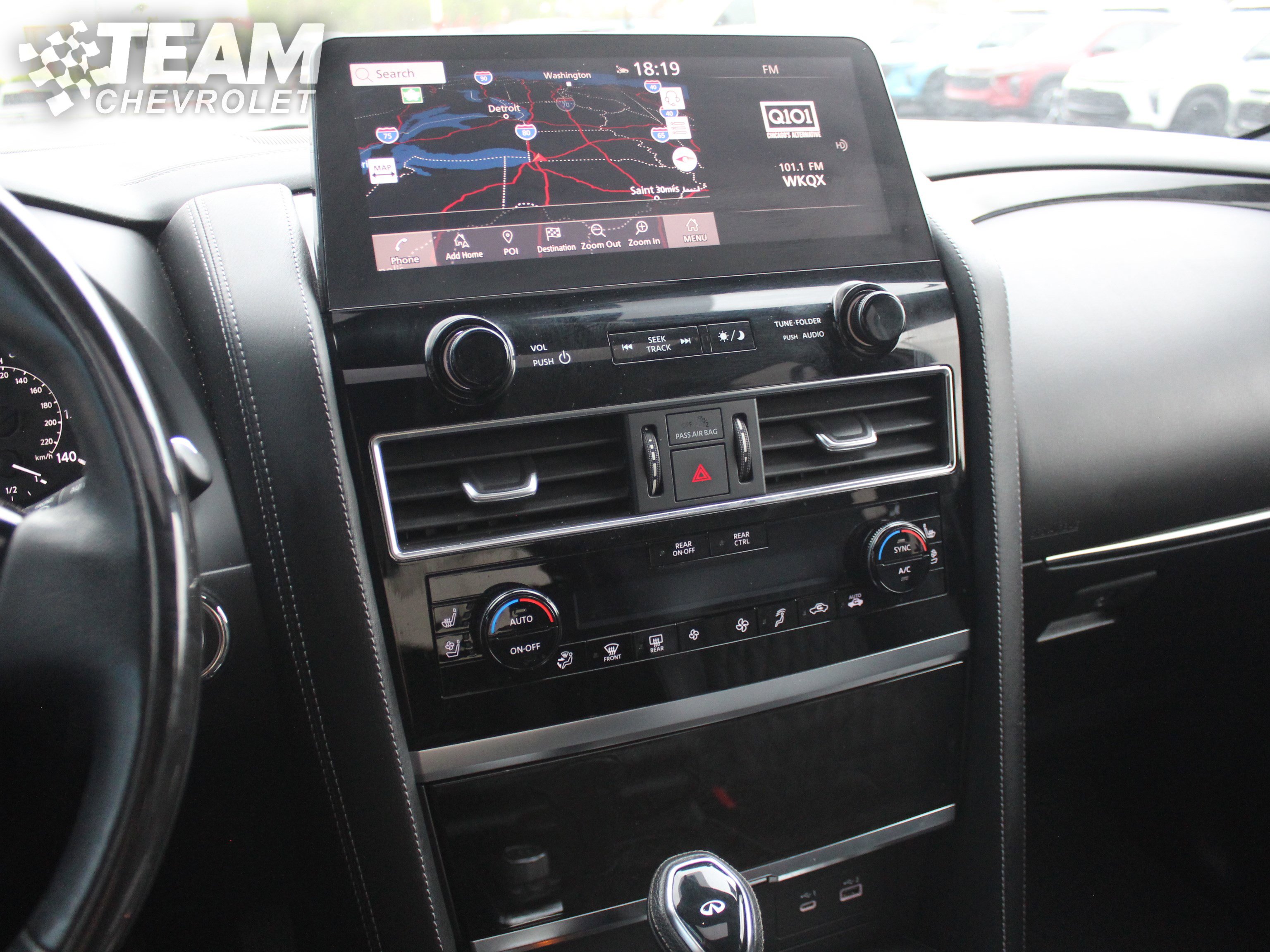 Used 2023 INFINITI QX80 Sensory w/ Cargo Package AWD/4WD image 16
