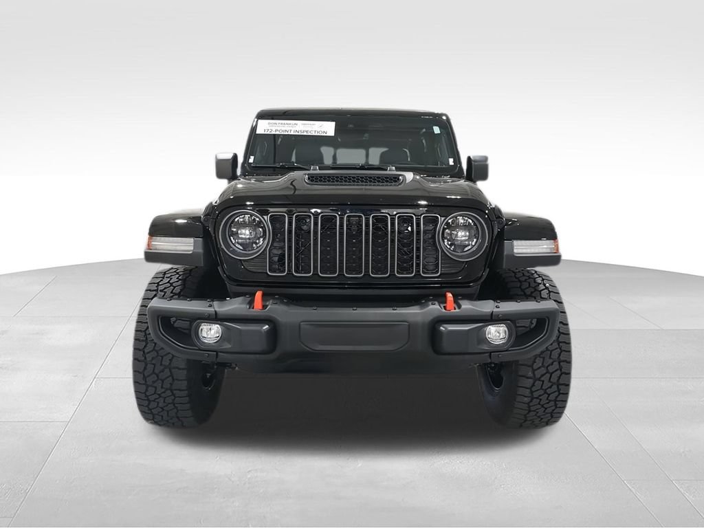 Used 2025 Jeep Gladiator Mojave AWD/4WD image 3