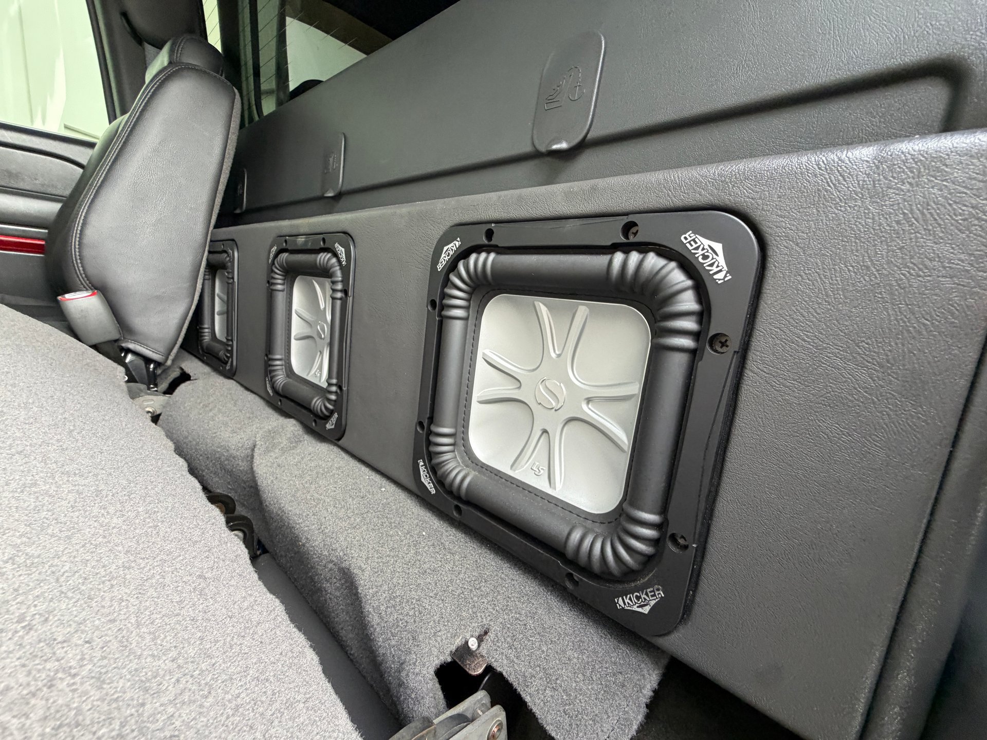 Used 2007 GMC Sierra 3500 SLT w/ Heavy-Duty Power Package AWD/4WD image 32