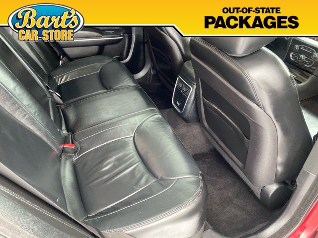 Used 2016 Chrysler 300 Limited RWD image 11
