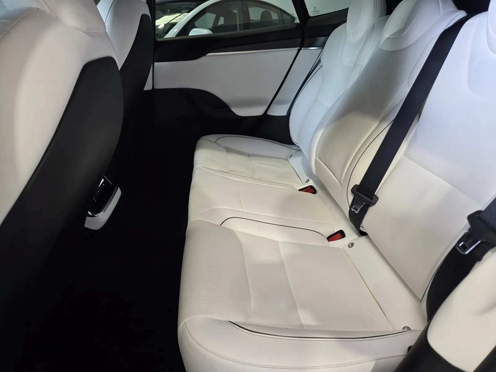 Used 2022 Tesla Model S Plaid AWD/4WD image 12