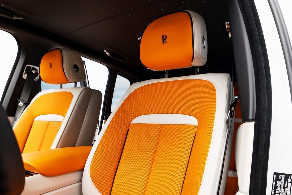 Used 2026 Rolls-Royce Cullinan image 16