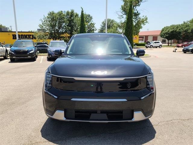 New 2026 Kia EV9 Light image 8