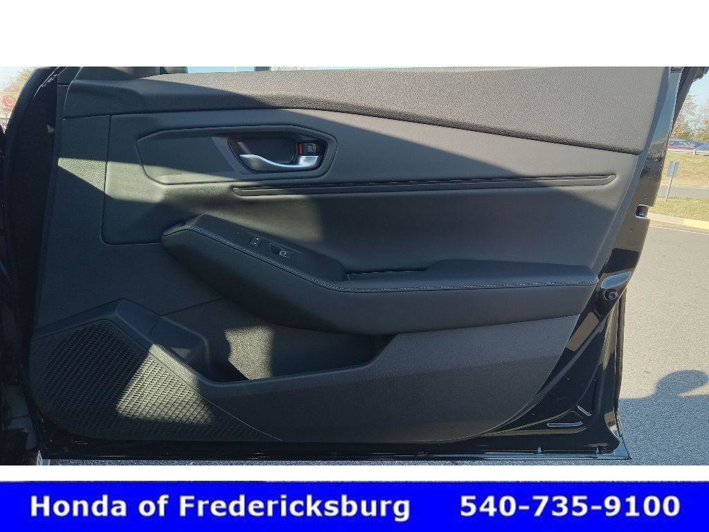 Certified 2025 Honda Accord Sport image 28
