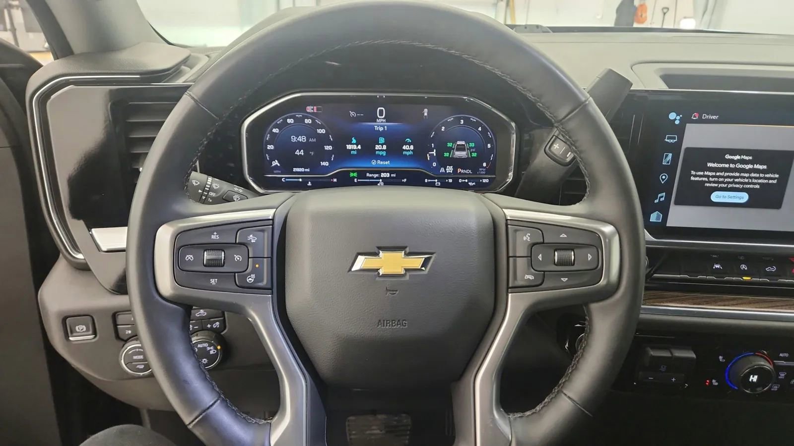 Used 2025 Chevrolet Silverado 1500 LT image 26