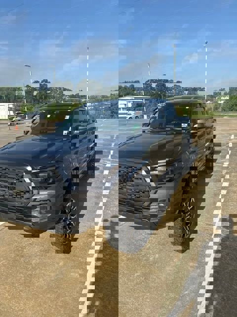 Used 2019 Toyota Tacoma SR w/ SR Convenience Package image 1