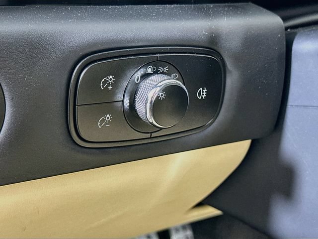 Used 2014 Bentley Flying Spur W12 AWD/4WD image 13