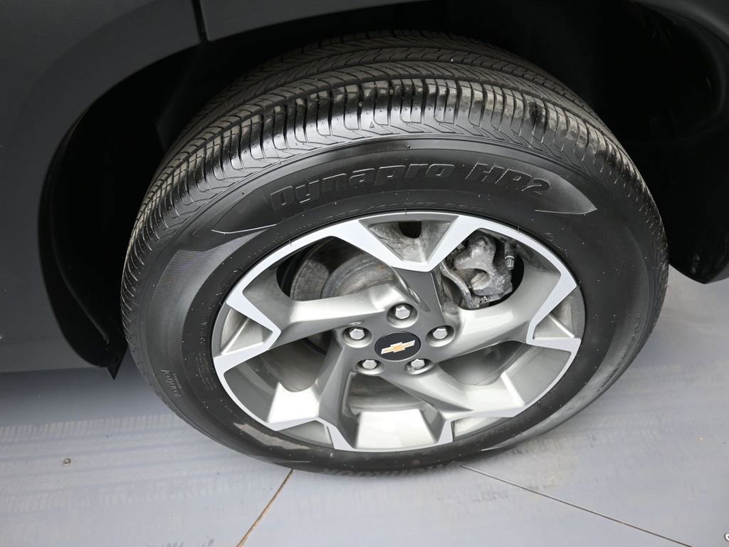 Used 2024 Chevrolet Trax LT w/ Driver Confidence Package image 15
