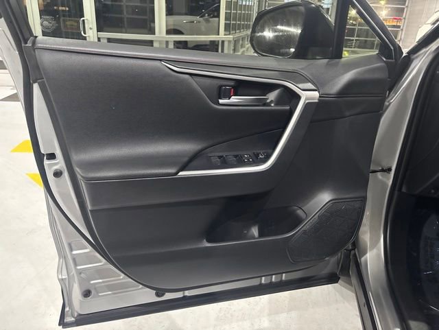 Used 2023 Toyota RAV4 XSE AWD/4WD image 13