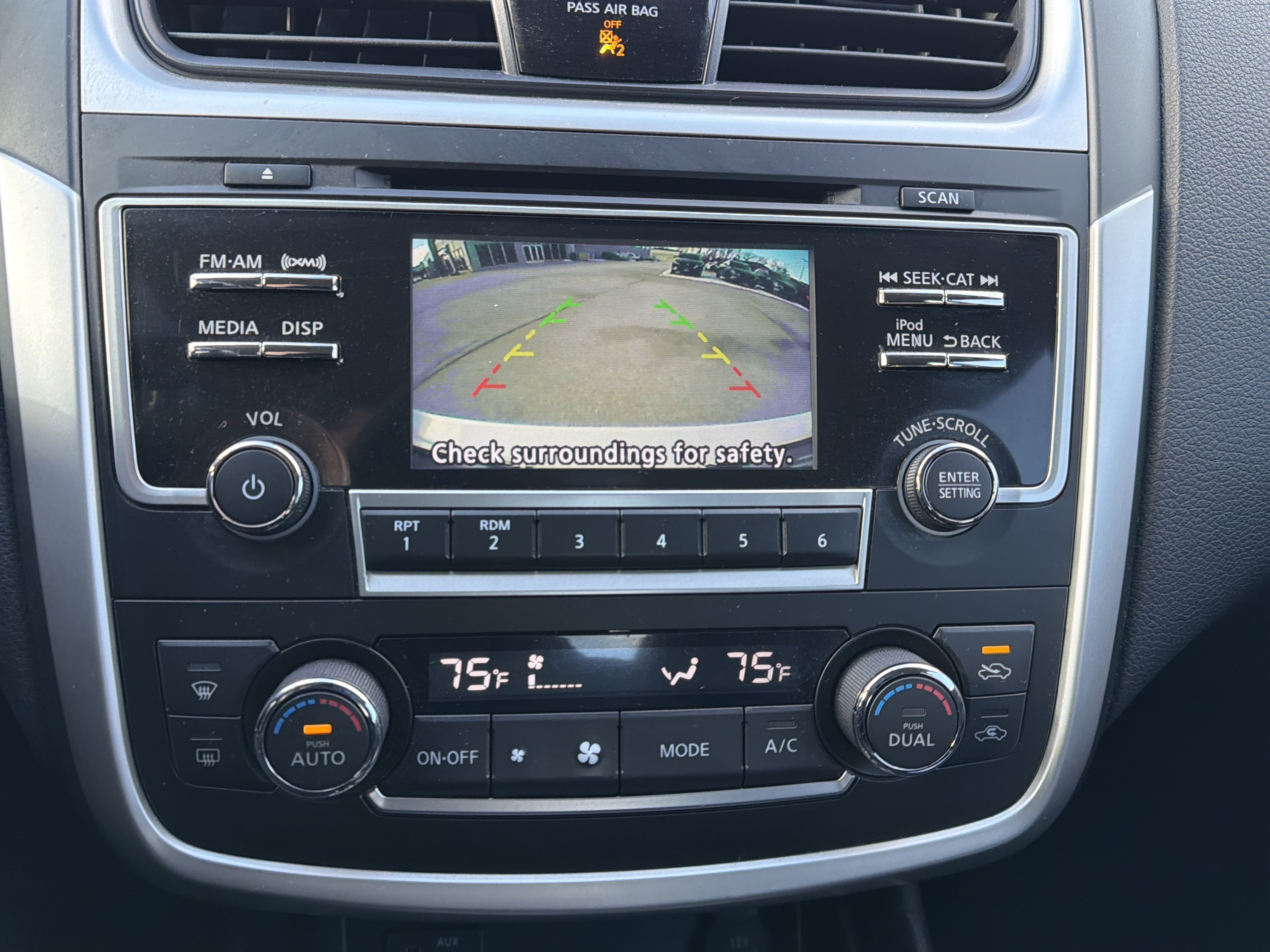 Used 2017 Nissan Altima 2.5 SV image 9