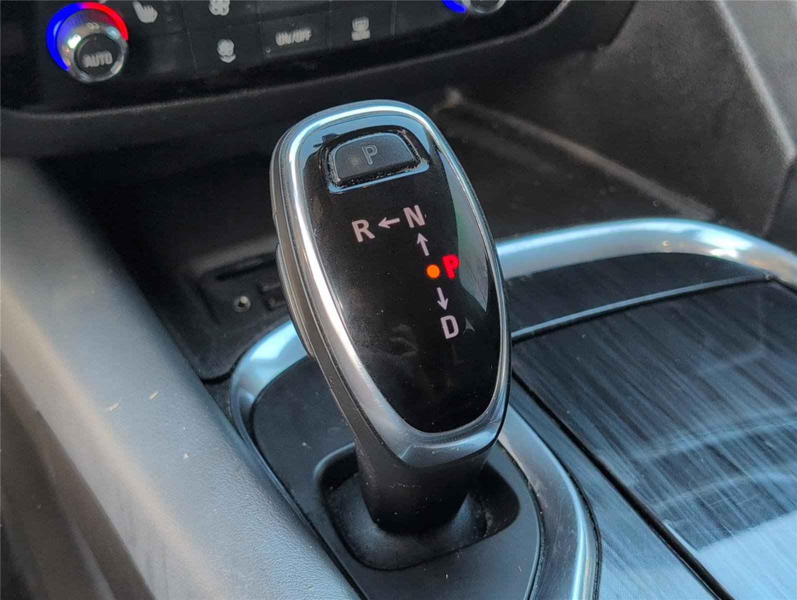 Used 2020 Buick Enclave Essence FWD image 22