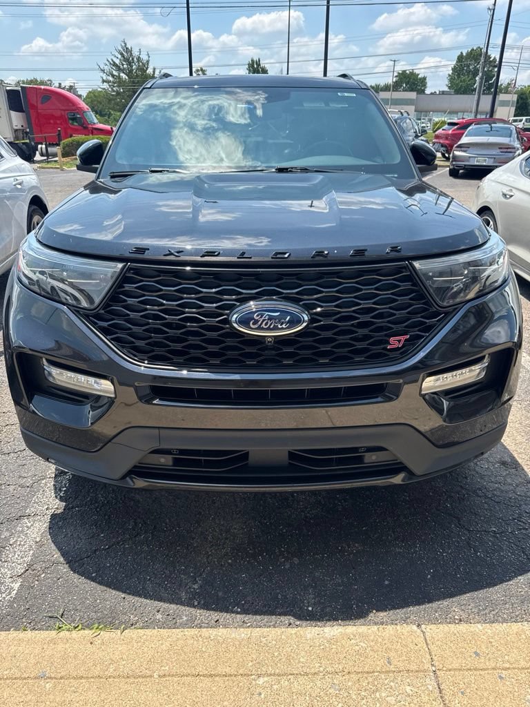 Used 2020 Ford Explorer ST w/ ST Street Pack AWD/4WD image 4