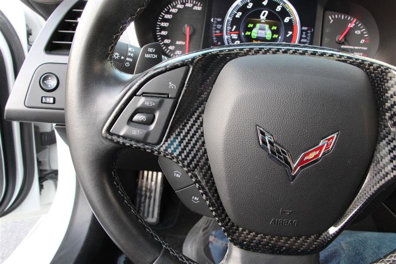 Used 2015 Chevrolet Corvette Stingray Coupe w/ 2LT Preferred Equipment Group image 21