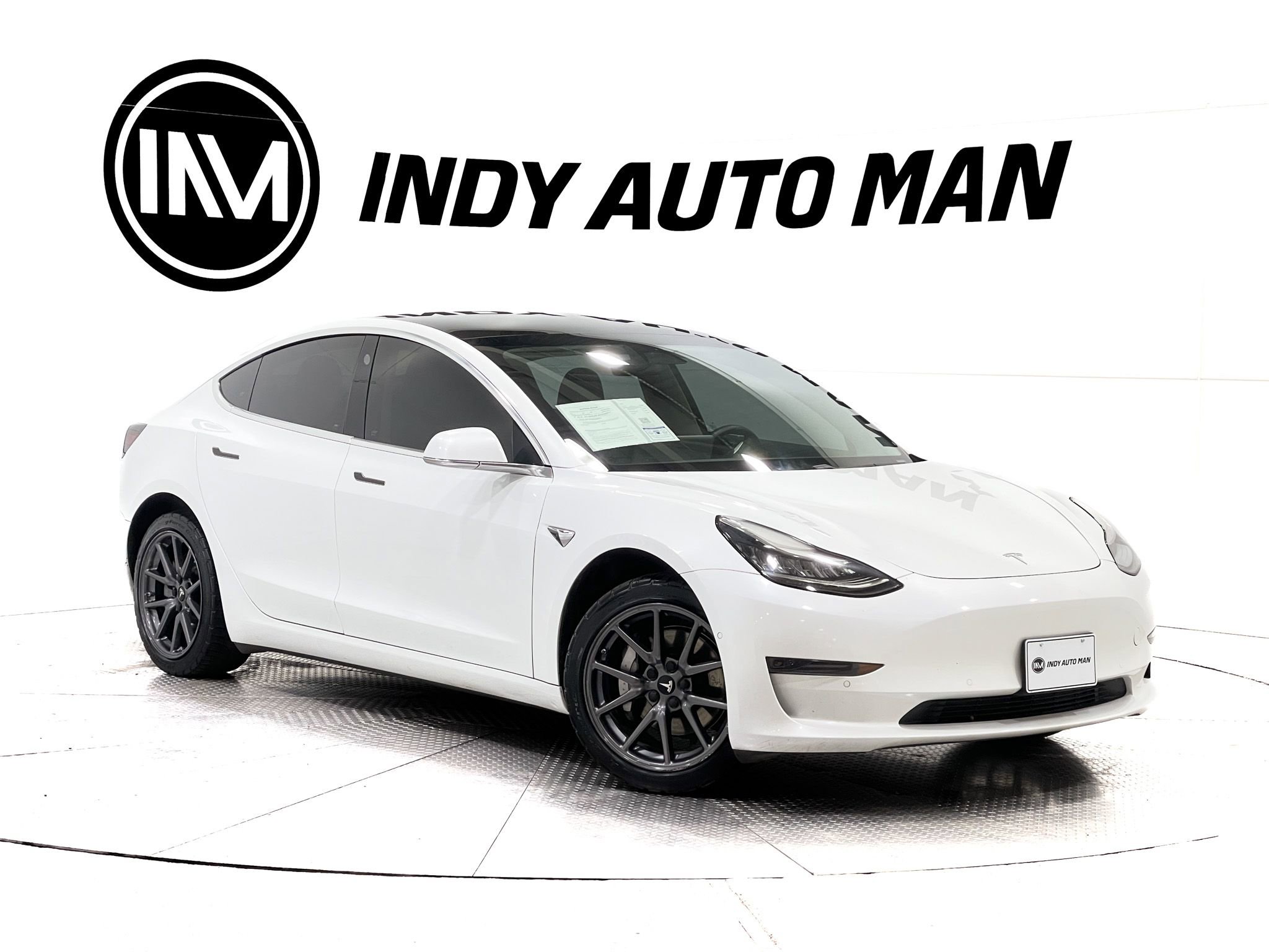 Used 2020 Tesla Model 3 image 2