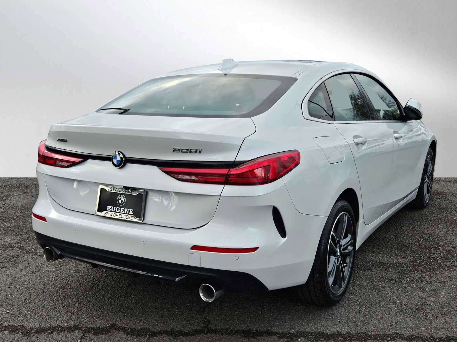 Used 2024 BMW 228i xDrive Gran Coupe image 3