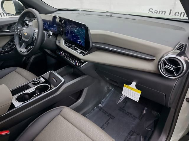 New 2026 Chevrolet Equinox LT w/ Convenience Package II image 31