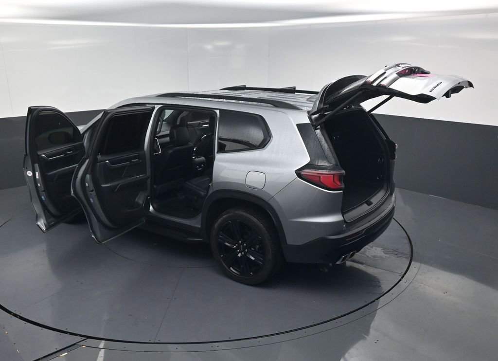 Used 2024 GMC Acadia Elevation w/ Black Edition image 19
