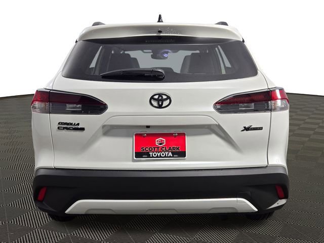 New 2026 Toyota Corolla Cross LE image 6